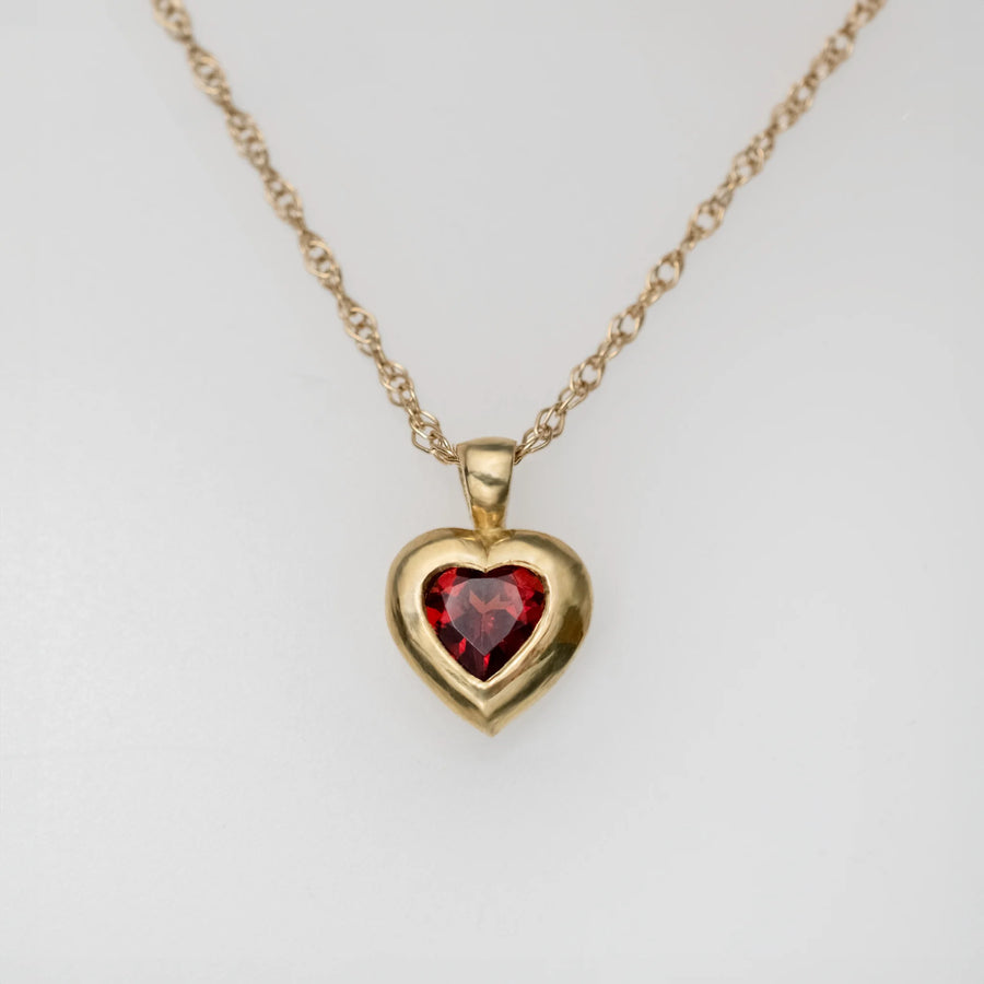 Heart Pendant Necklace in 18Karat Yellow Gold with Mozambique Garnet